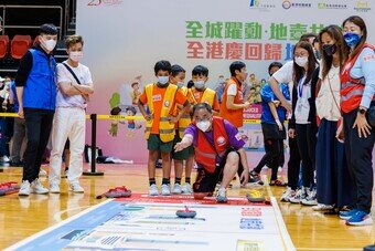 Participants of the floor curling event showed enthusiasm and fully enjoyed the game!