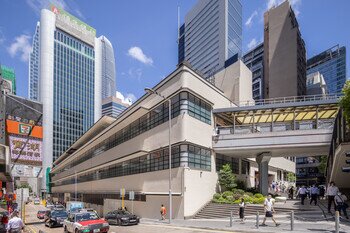 Open Space Facing Queen’s Road Central